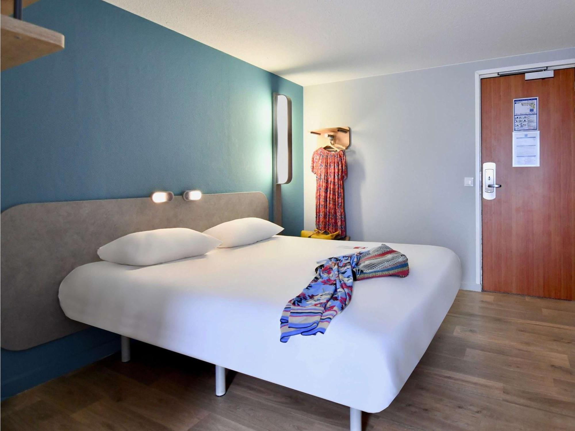 Ibis Budget Ванн Екстер'єр фото